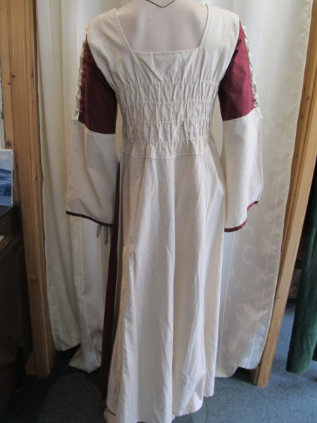 Ladies Medieval Dress Nature/Burgundy